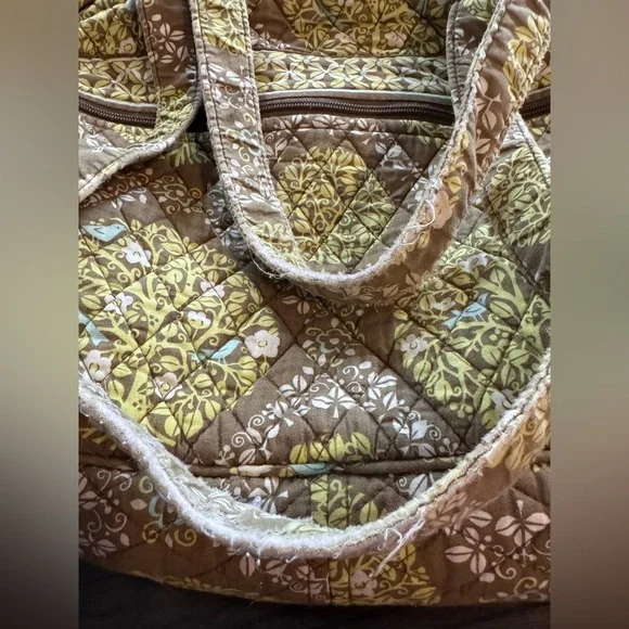 Vera Bradley diaper bag/ changing pad or weekender bag - Picture 9 of 10